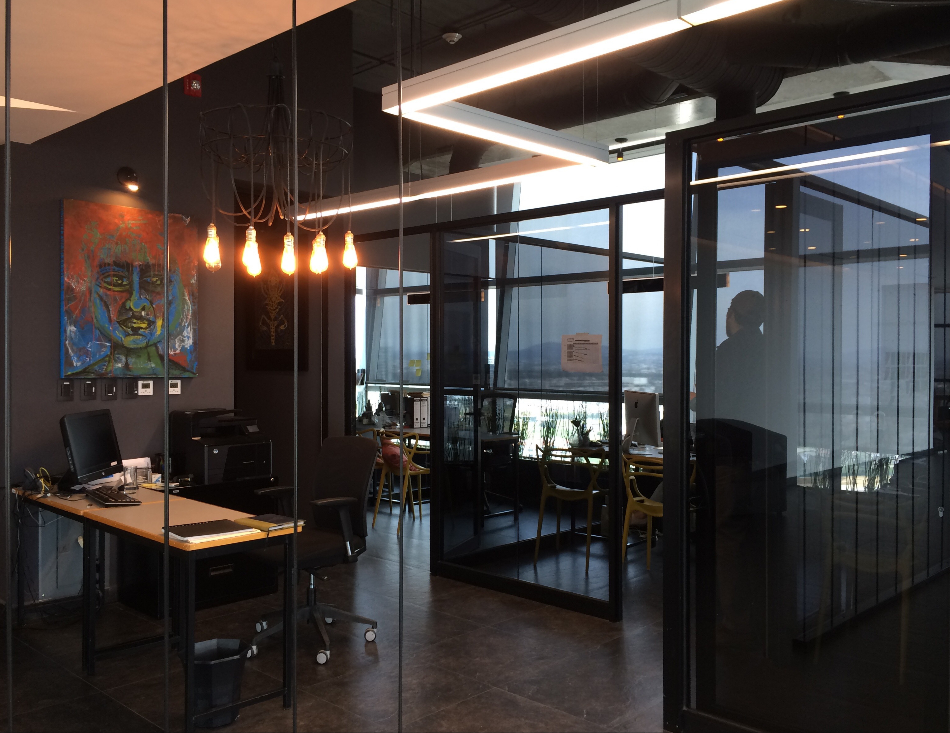 Oficinas corporativas en Torre JV3, Puebla